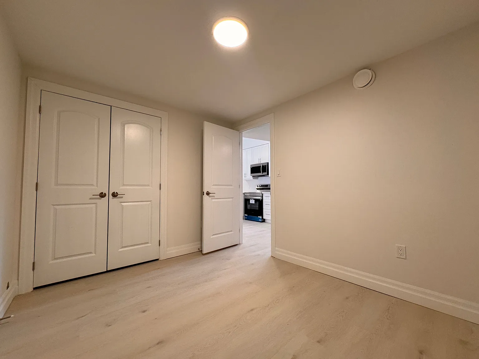 62 Gage Avenue Kitchener — Photo 2