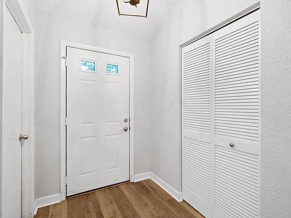 2nd image of 21 Collington Ct
