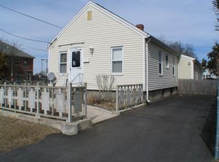 4 Pembroke Ave, Pawtucket, RI 02860