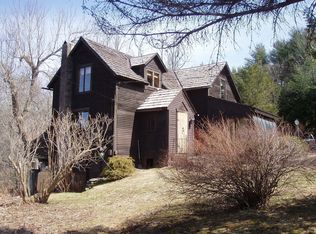 343 Oxbow Rd, Pittsford, VT 05763