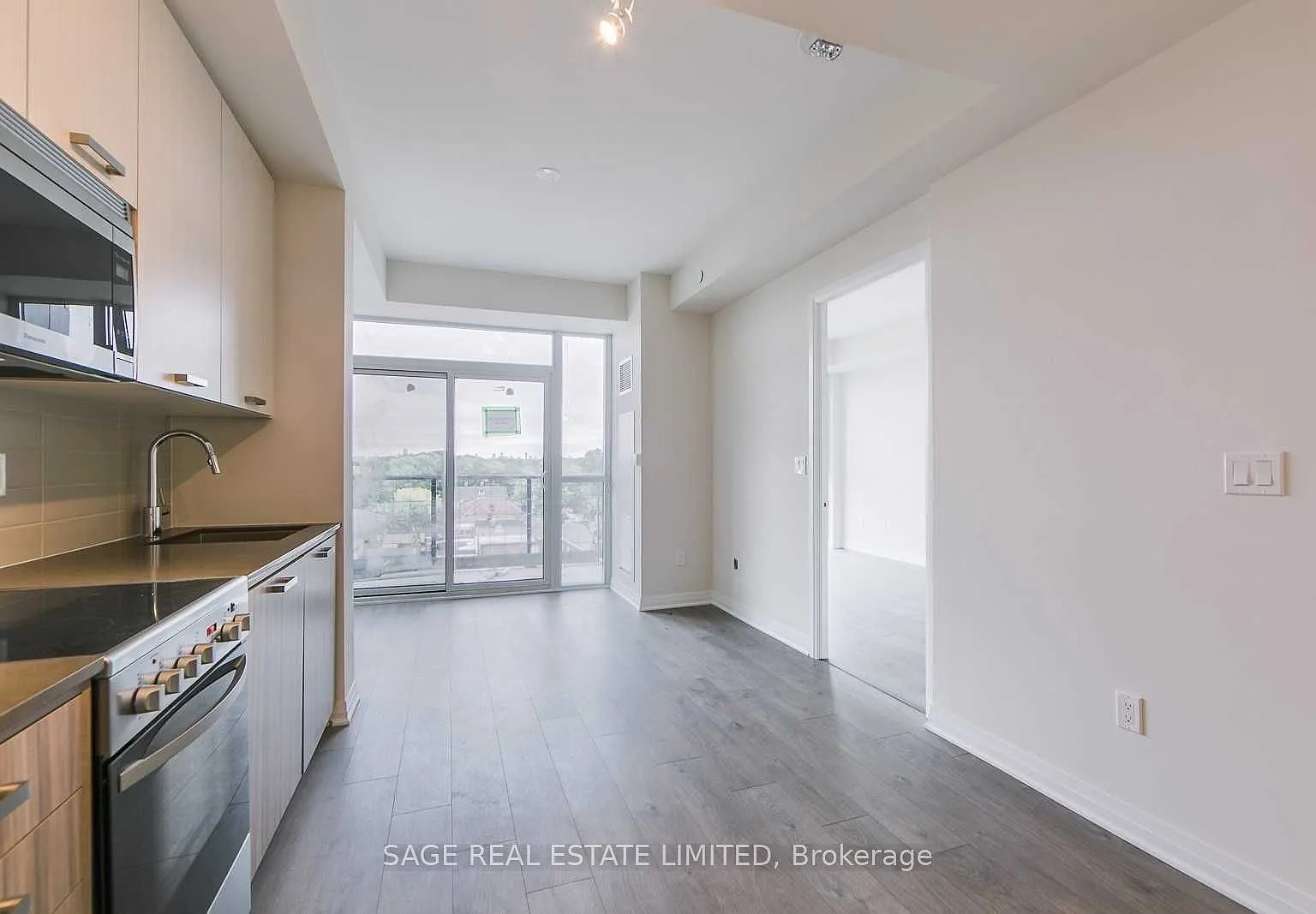 2 bed, $2,500 — Photo 2