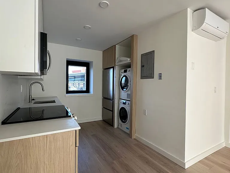 11 Parker Hill Ave #6 — Photo 1