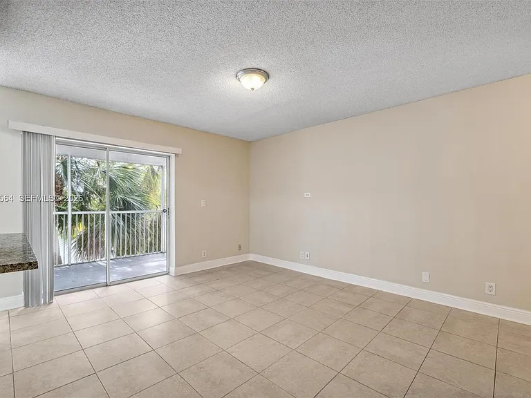 5672 Rock Island Rd #254 — Photo 3