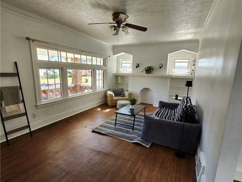 1st image of 4684 E 88th St #2
