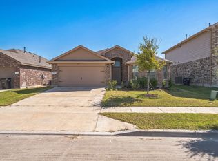 2317 Sadlers Creek Ln, Fort Worth, TX 76108