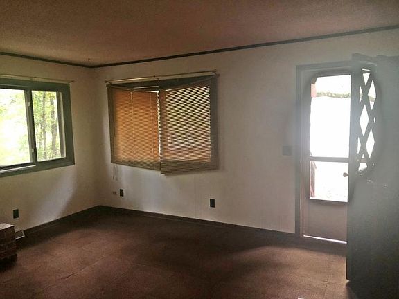 5th image of 7614 9th St