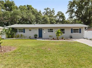 790 Hillside Dr S, Saint Petersburg, FL 33705