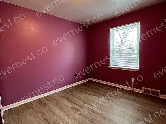 5th image of 2428 Shirley Ave