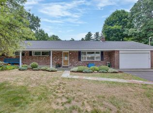66 River Rd, Andover, MA 01810