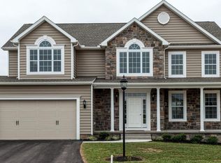 53 Bright Ln #14, Hanover, PA 17331