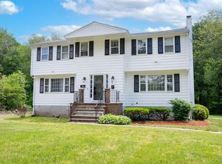 28 Stoughton St #B, Randolph, MA 02368