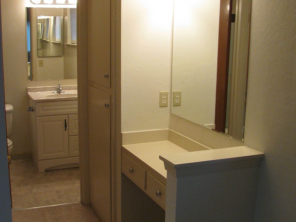 2nd image of 1206 Leigh Ave APT 3