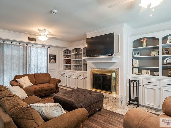 5th image of 2941 Emerald Lake Dr