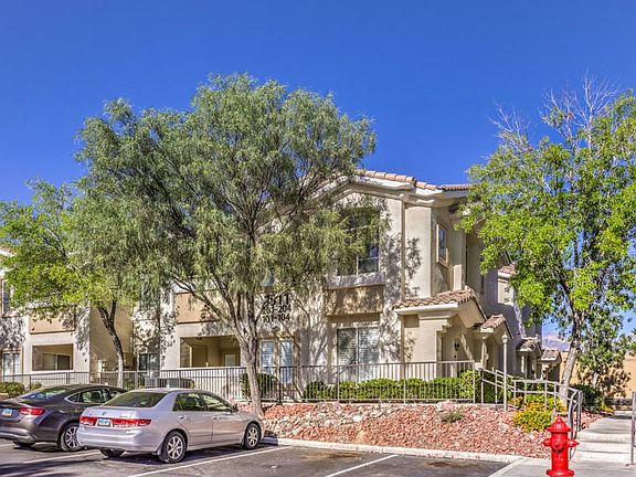 3rd image of 1511 Ruby Cliffs Ln Unit 201