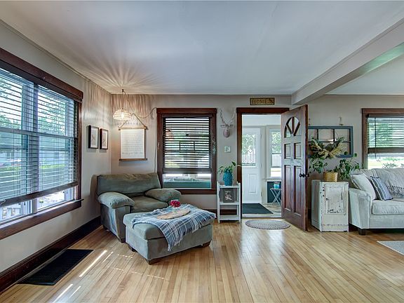 2nd image of 818 Maple Street