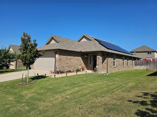 1607 Blue Jay Dr, Ennis, TX 75119