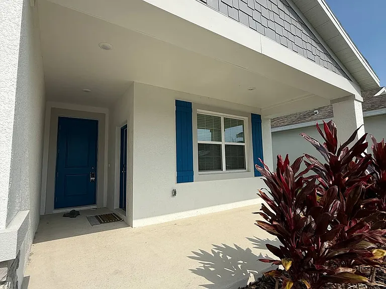 1128 Deepwater Cir — Photo 4