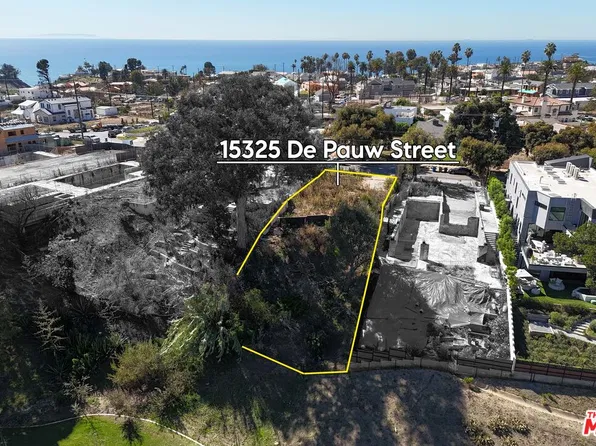 15325 De Pauw St, Pacific Palisades, CA 90272