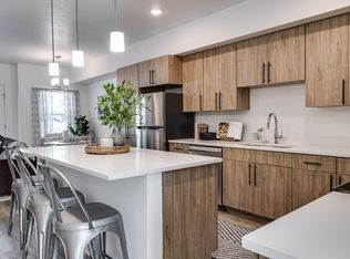 Broadstone Townhomes, Nampa, ID 83686