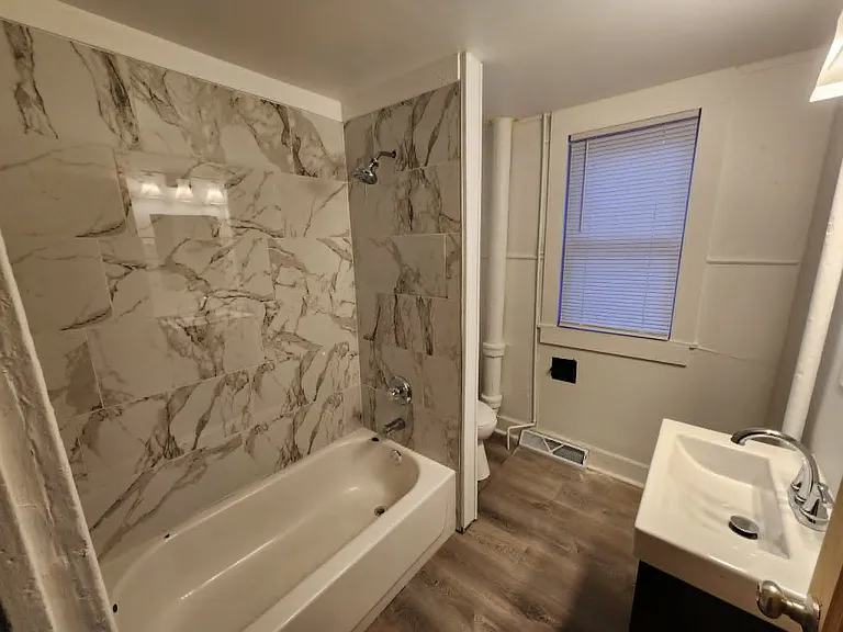 1312 S 64th St #1 — Photo 23