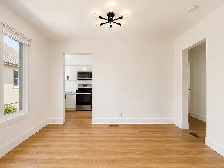2822 Waverly Dr — Photo 11