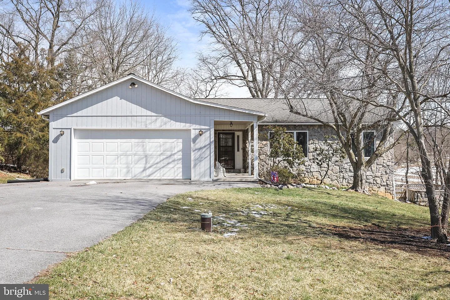 10205 Mar Rock Dr photo 1