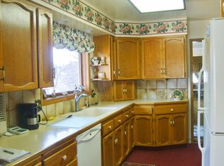 812 S Lake St, Colfax, WA 99111