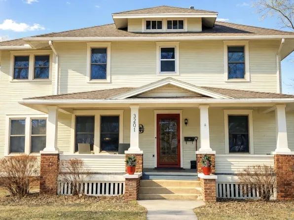3201 Jones St, Sioux City, IA 51104