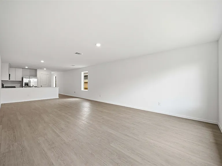 16842 Spotted Oak Dr — Photo 9
