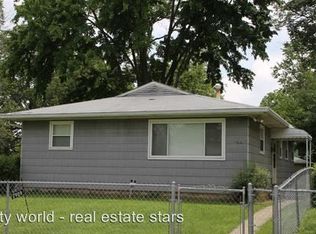 2909 E 10th Ave, Columbus, OH 43219