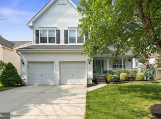 14 Vassar Rd, Mount Laurel, NJ 08054