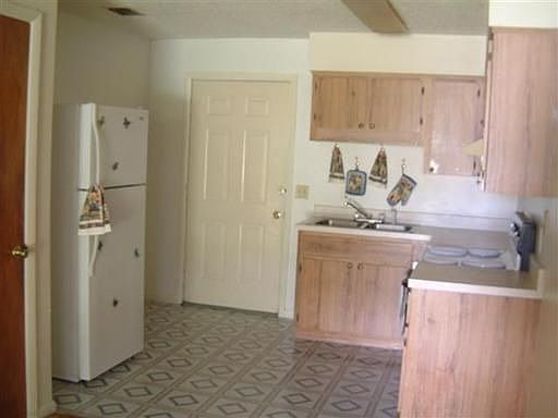 5th image of 6022 SE 122nd Pl