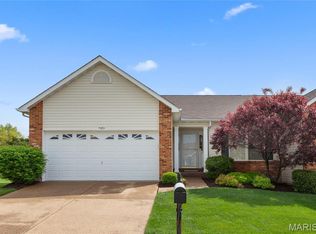 1120 Silo Bend Dr, Wentzville, MO 63385