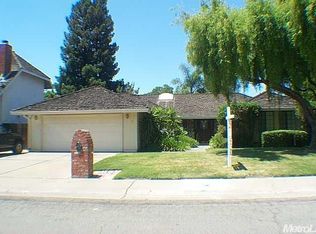 5 Ridgemark Ct, Sacramento, CA 95831