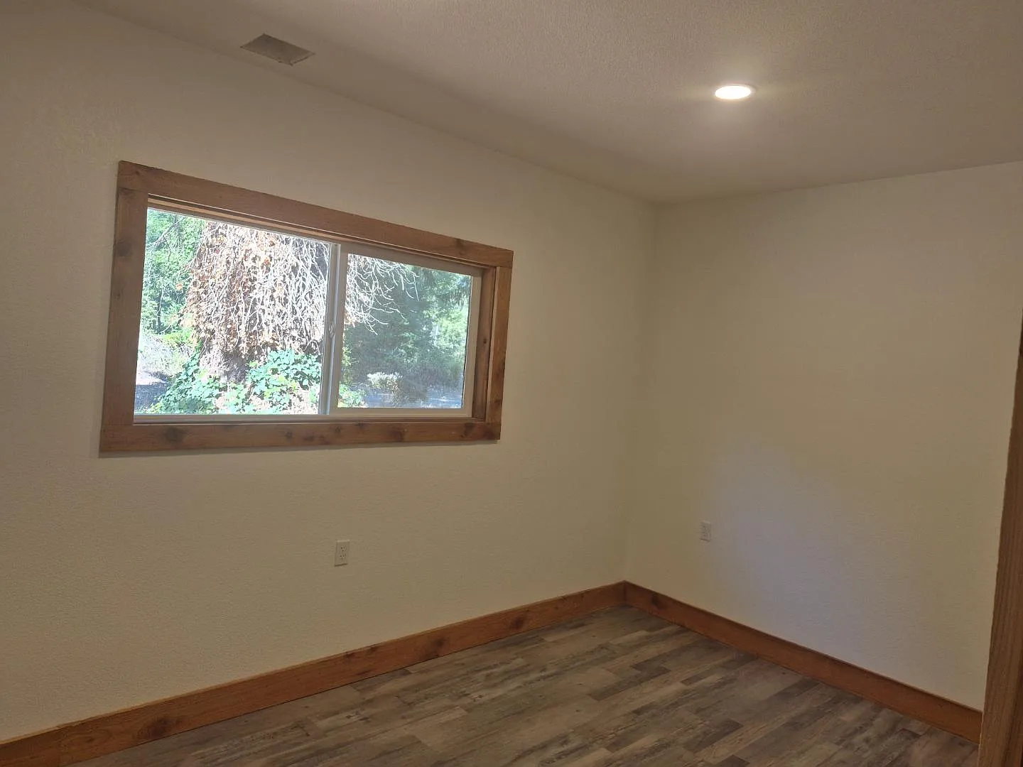 12447 Vail Cut Off Rd SE — Photo 4