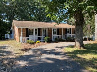 224 Natalie Ln, King, NC 27021