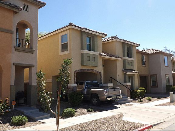 3rd image of 1909 N 77th Ave