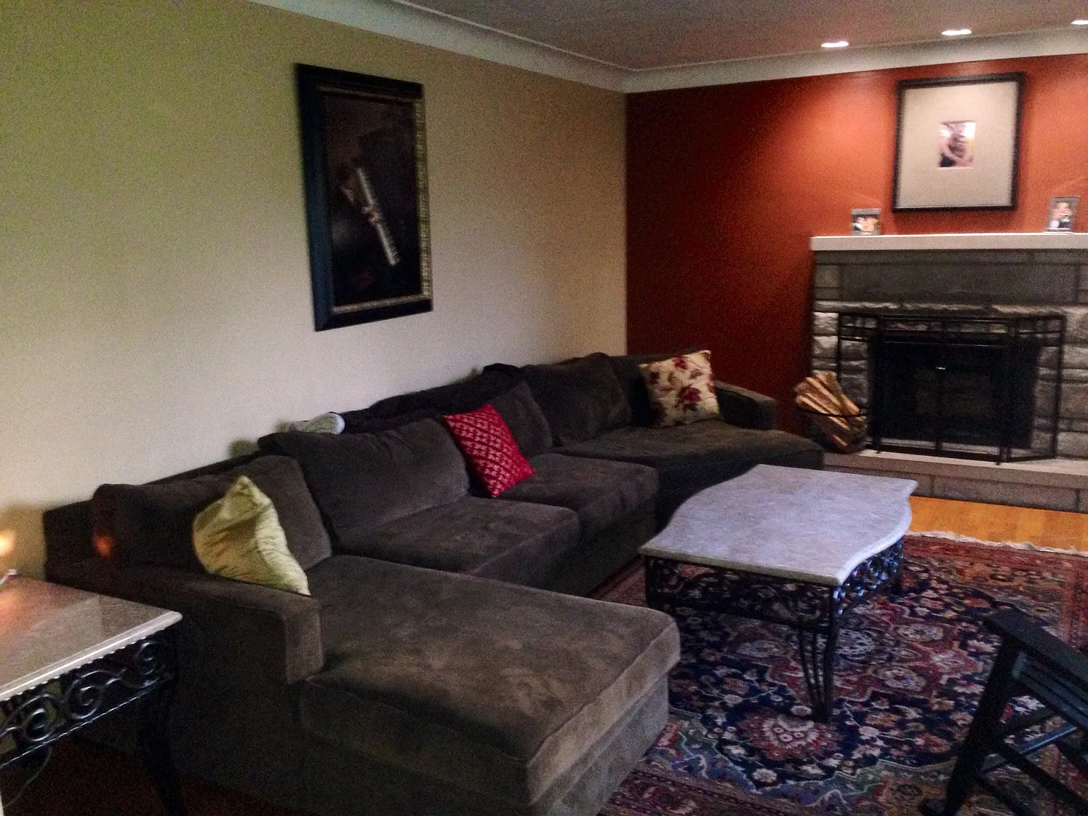 2404 Roney Dr photo 1