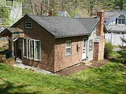 Rear side of cottage