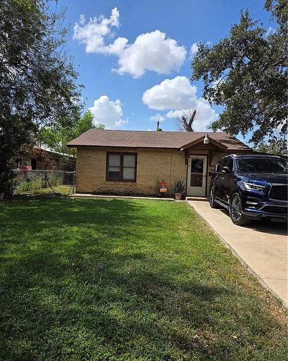 1st image of 607 W Kelly Ave