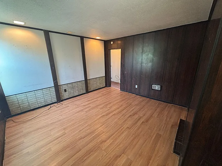 3620 Grenada St — Photo 16