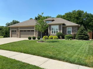 5034 Theden St, Shawnee, KS 66218