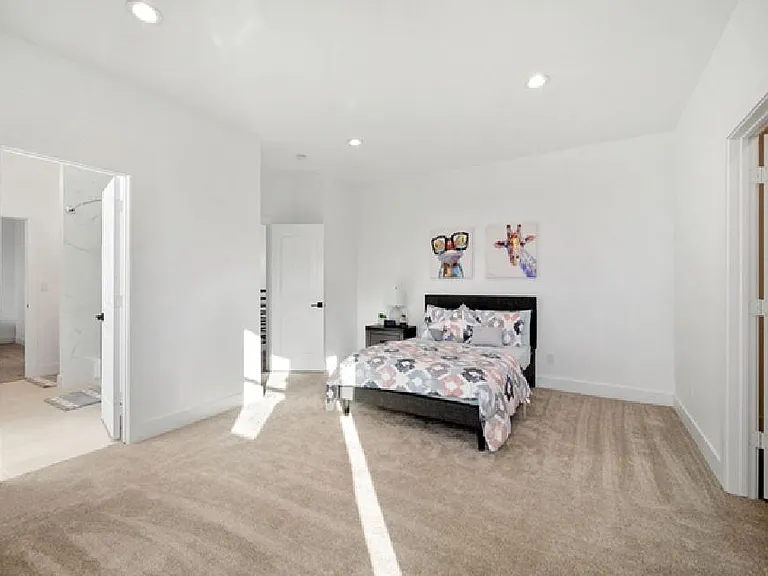 6708 Ermine Cir — Photo 8