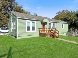 1802 Taylor St, Lexington, MO 64067