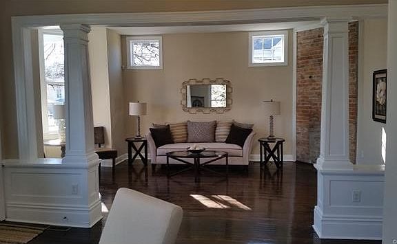 3rd image of 3200 Enslow Ave