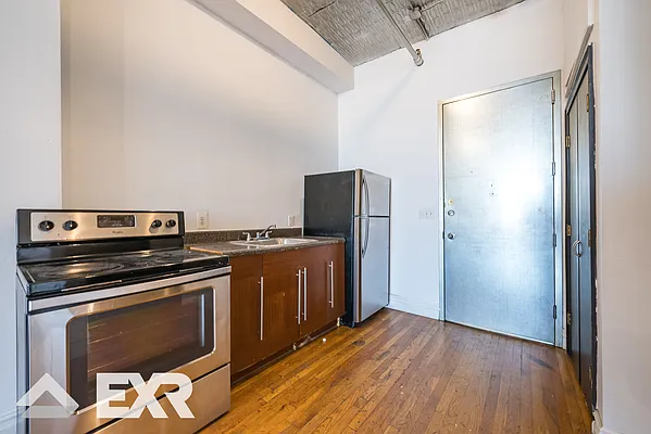 Rented by EXR | media 11