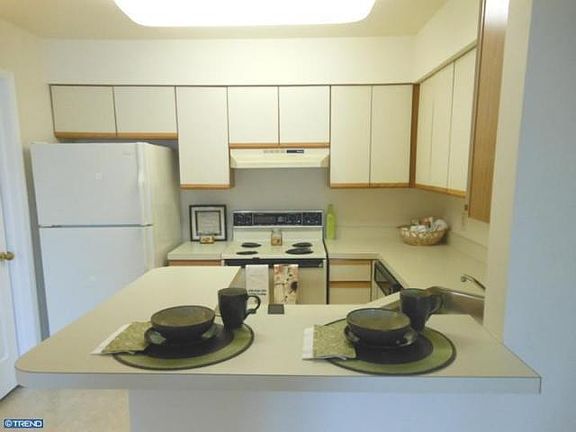 Kitchen 9 x 8