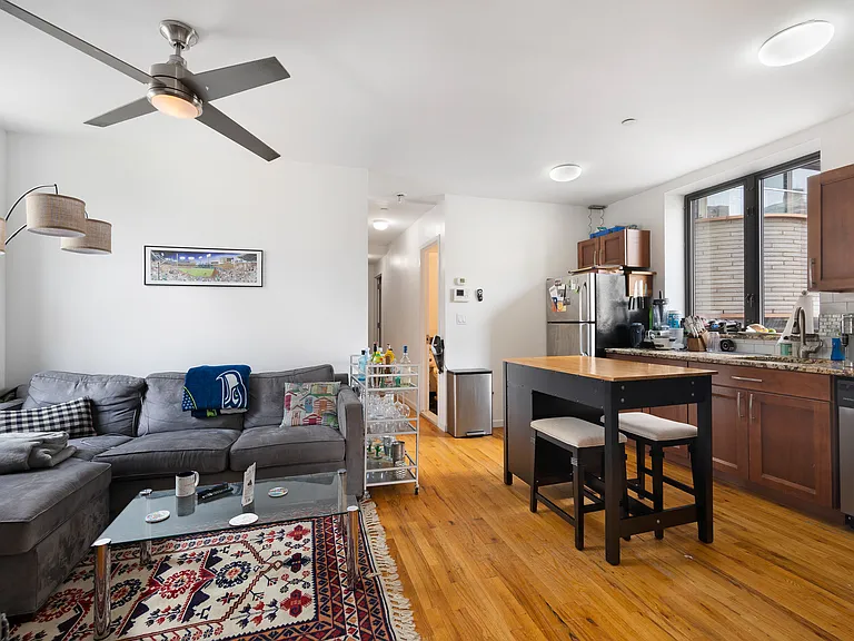 53 Pitt St #6A — Photo 2