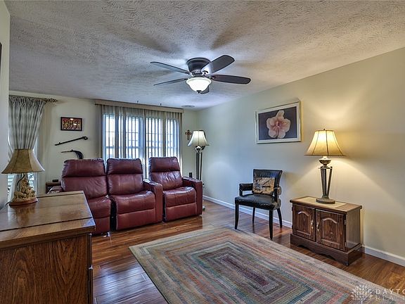 4th image of 5625 Troy Villa Blvd