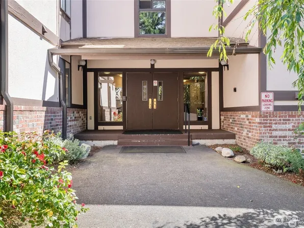 4501 Grandview Drive W #T109, Tacoma, WA 98466